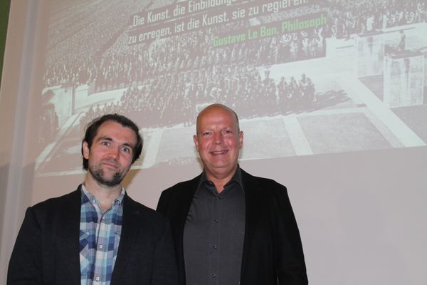 Referent Martin Seng (links) und Akademiedirektor Gunter Geiger